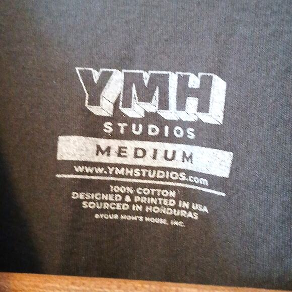 YMH Where are the bodies Garth? Funny conspiracy shirt - Picture 3 of 4